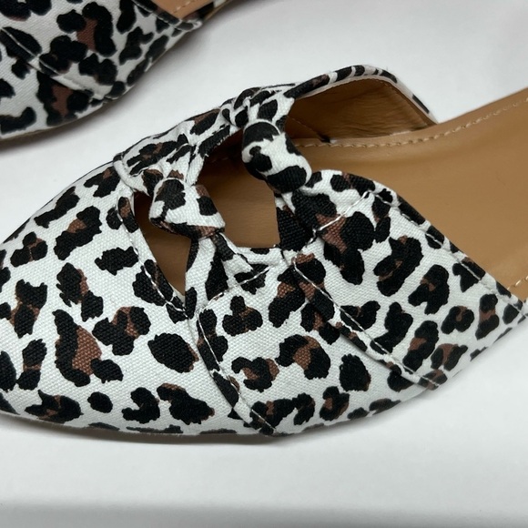 WOMEN’S Comfort Ballet Leopard Print Flat Sandal Size 9 - Picture 10 of 11